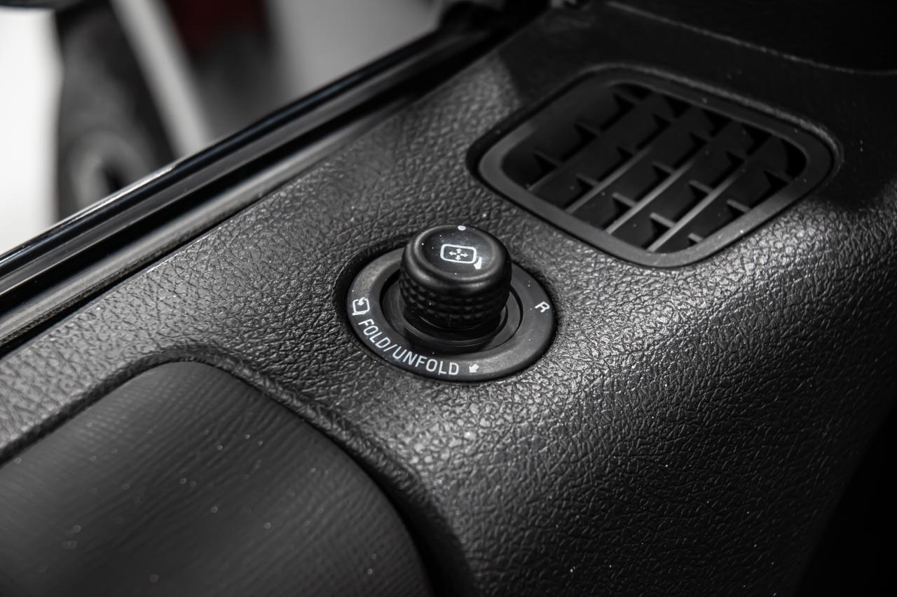 2018 Ford Flex LIMITED AWD BLIND SPOTS NAVI REAR VIEW 7 PASSENGER Photo