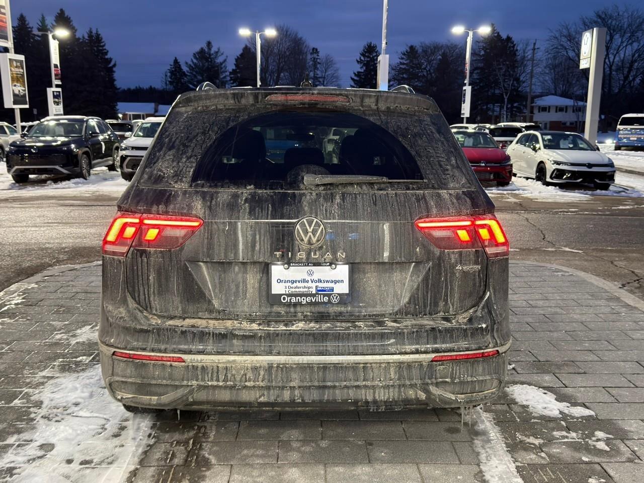 2023 Volkswagen Tiguan ComfortlineONE-OWNER, ACCIDENT-FREE, SUNROOF, HTD Photo