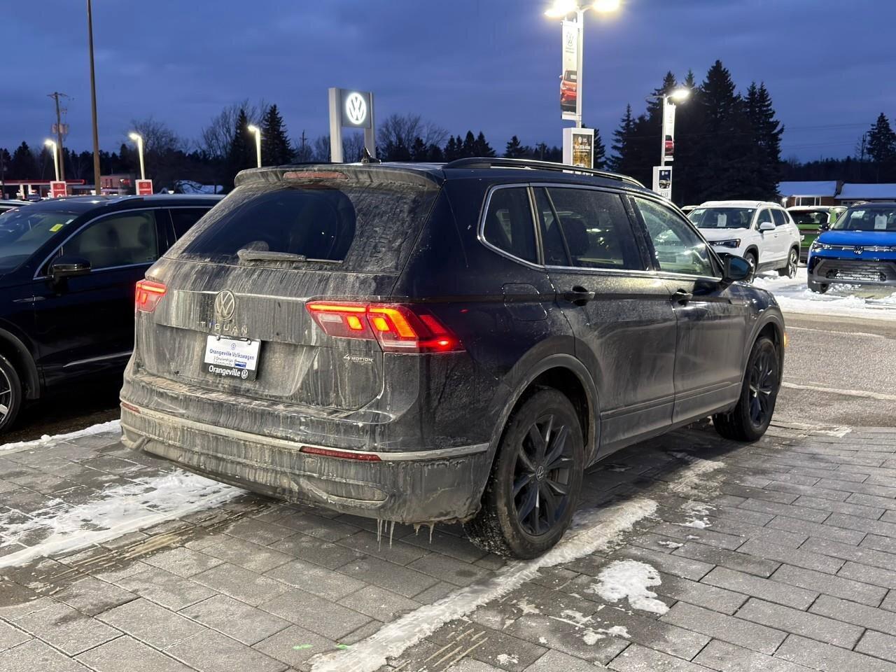 2023 Volkswagen Tiguan ComfortlineONE-OWNER, ACCIDENT-FREE, SUNROOF, HTD Photo3