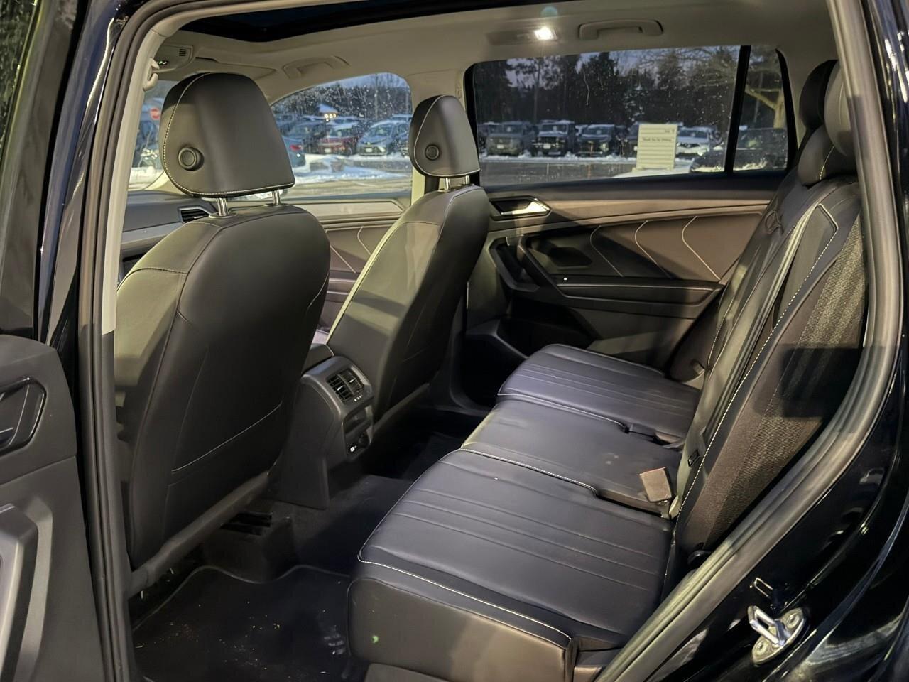 2023 Volkswagen Tiguan ComfortlineONE-OWNER, ACCIDENT-FREE, SUNROOF, HTD Photo