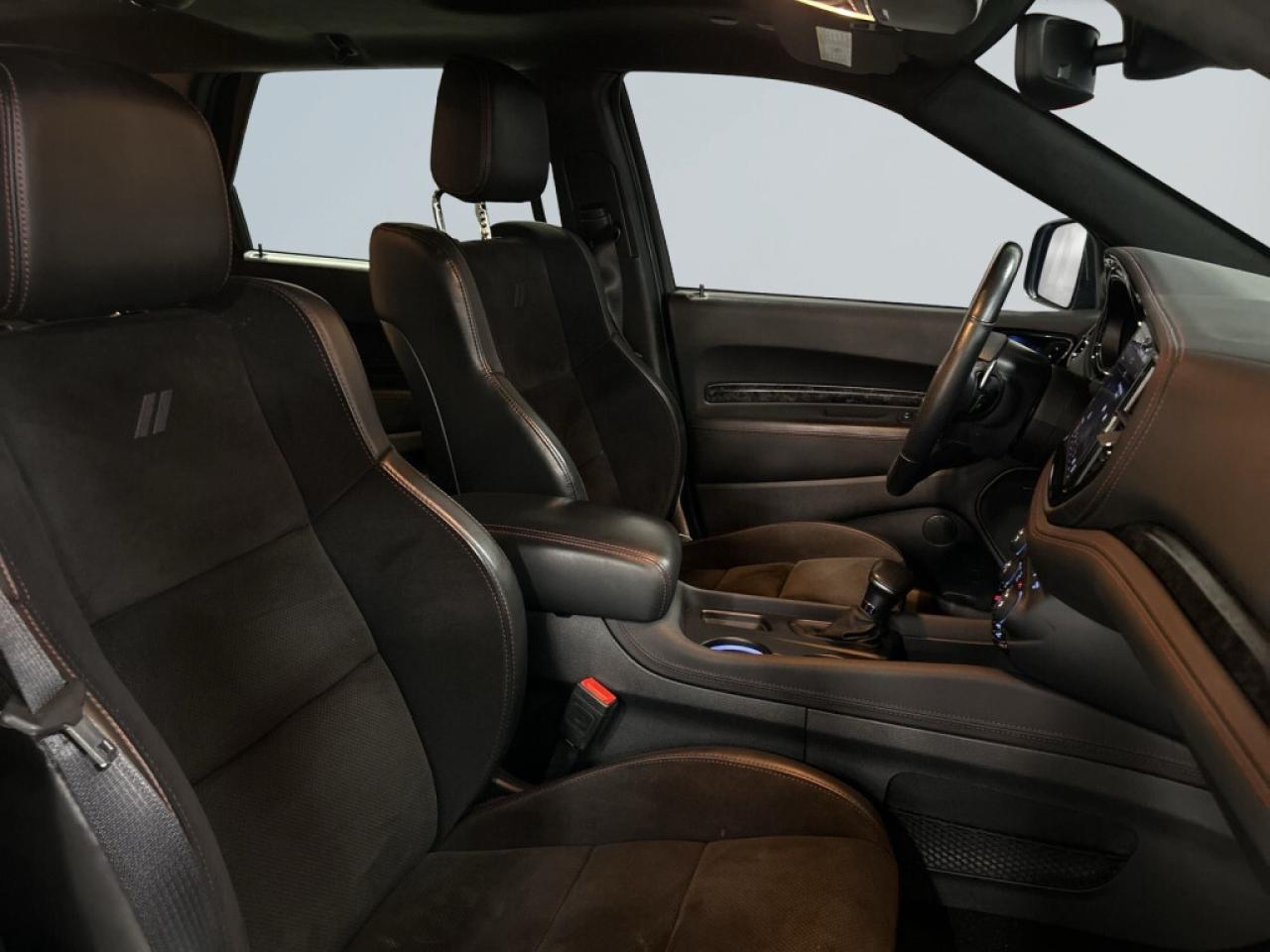 2024 Dodge Durango R/T Plus  SRT Pkg/AWD 7 Seater/ Leather/NAVI/Sunro Photo