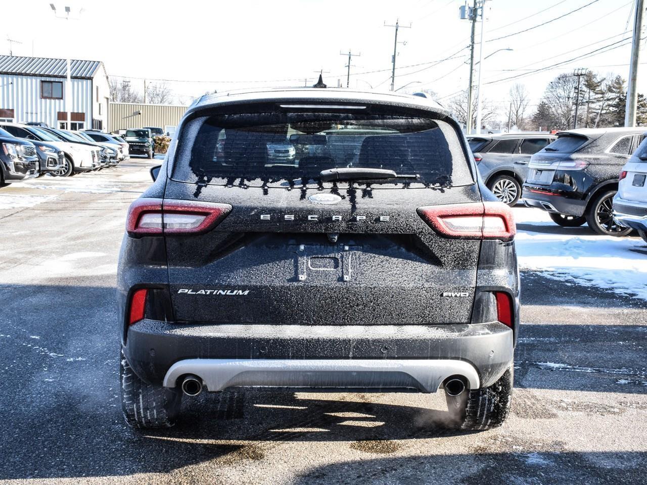 2023 Ford Escape Platinum BLIS   Lane Keeping   Heated Seats Photo4