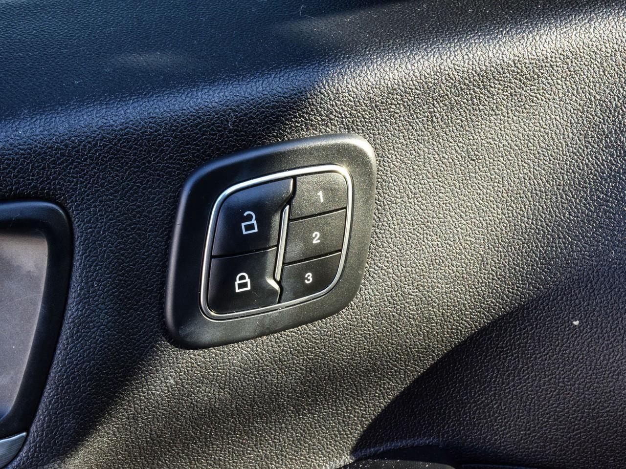 2023 Ford Escape Platinum BLIS   Lane Keeping   Heated Seats Photo