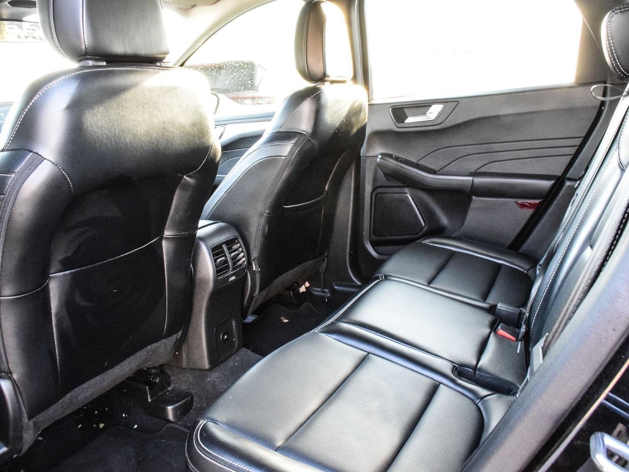 2023 Ford Escape Platinum BLIS   Lane Keeping   Heated Seats Photo