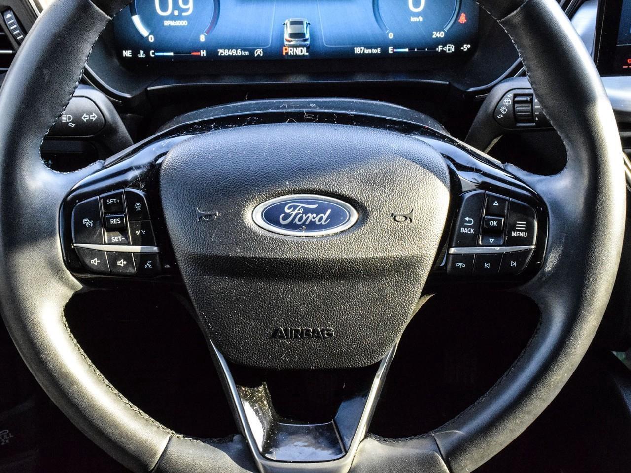 2023 Ford Escape Platinum BLIS   Lane Keeping   Heated Seats Photo