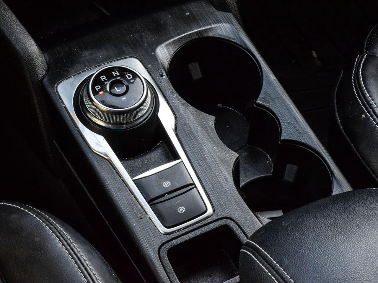 2023 Ford Escape Platinum BLIS   Lane Keeping   Heated Seats Photo