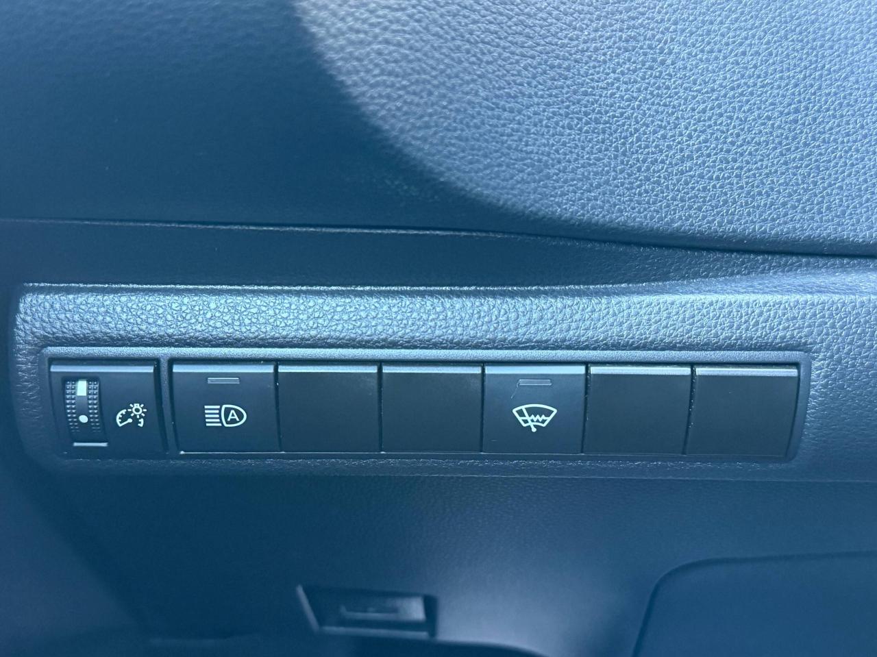 2022 Toyota Corolla LE   ADAPTIVE CRUSE CONTROL   NO ACCIDENT   ONE OW Photo