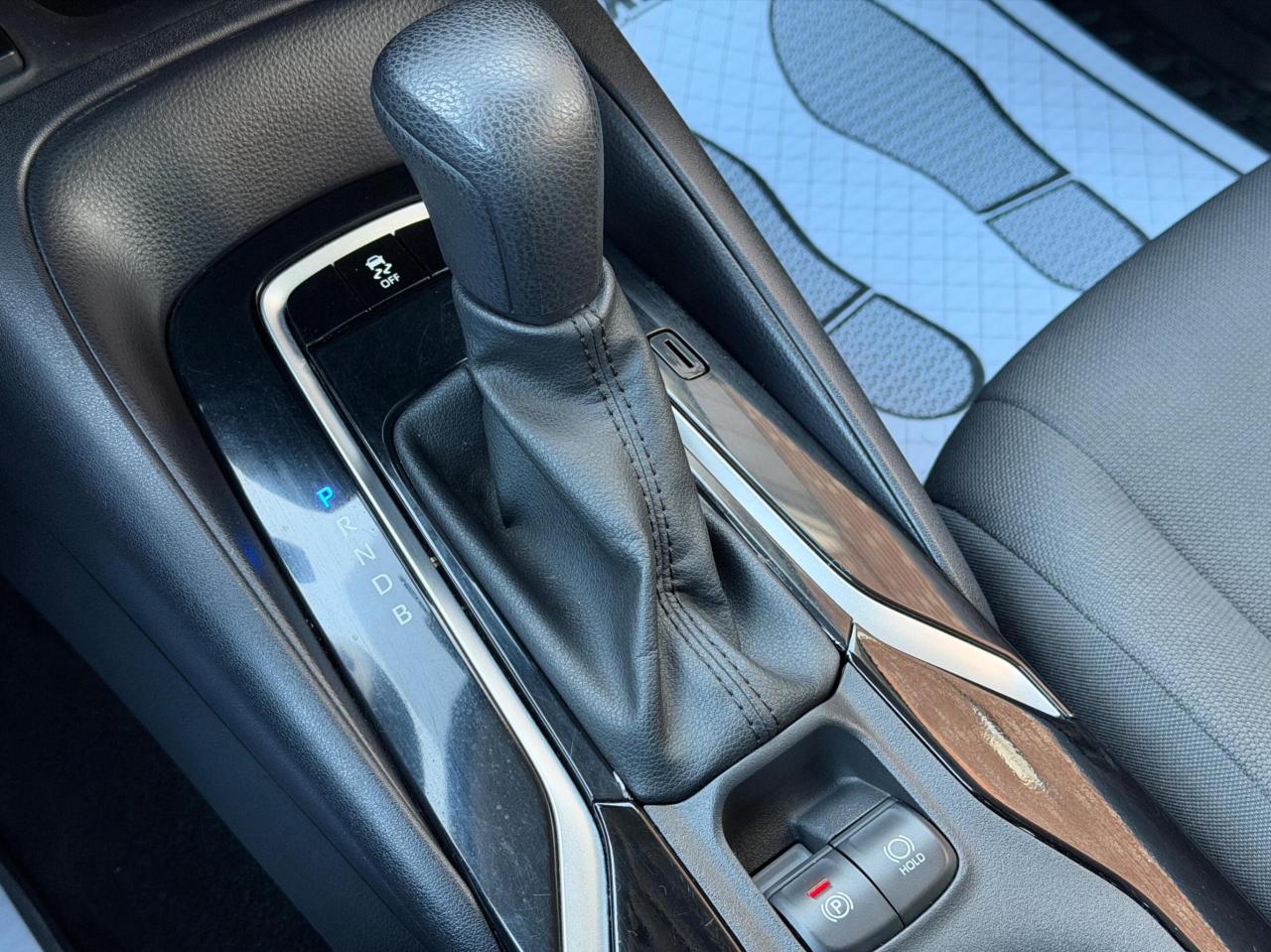 2022 Toyota Corolla LE   ADAPTIVE CRUSE CONTROL   NO ACCIDENT   ONE OW Photo