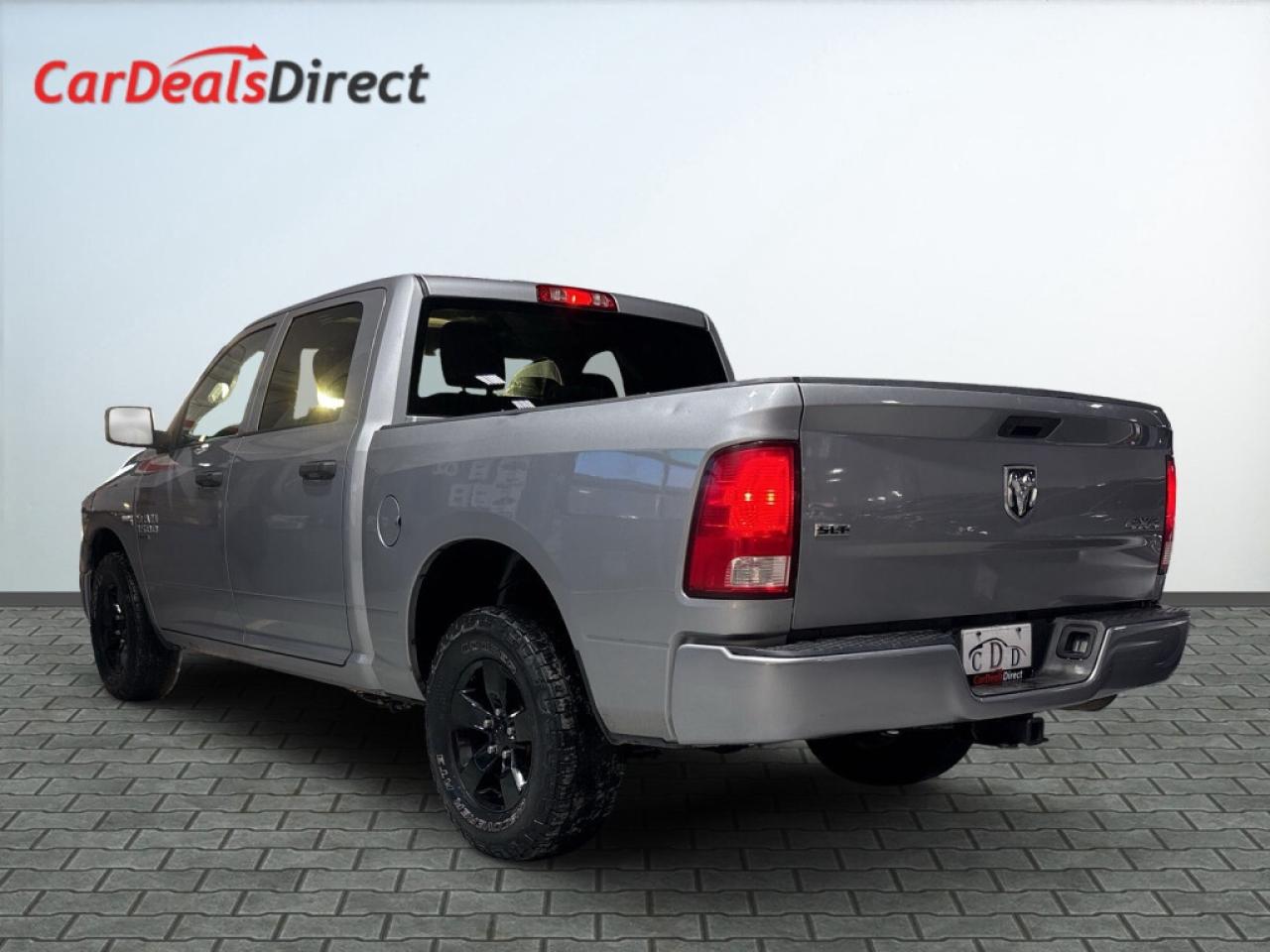 2022 RAM 1500 Classic SLT HEMI/ 57 L V8/Big Screen Android Carplay/NAVI/ Photo3