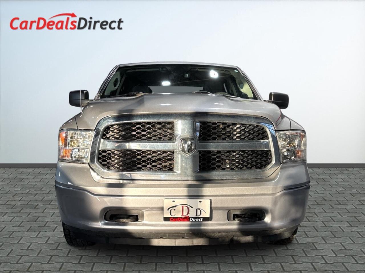 2022 RAM 1500 Classic SLT HEMI/ 57 L V8/Big Screen Android Carplay/NAVI/ Photo