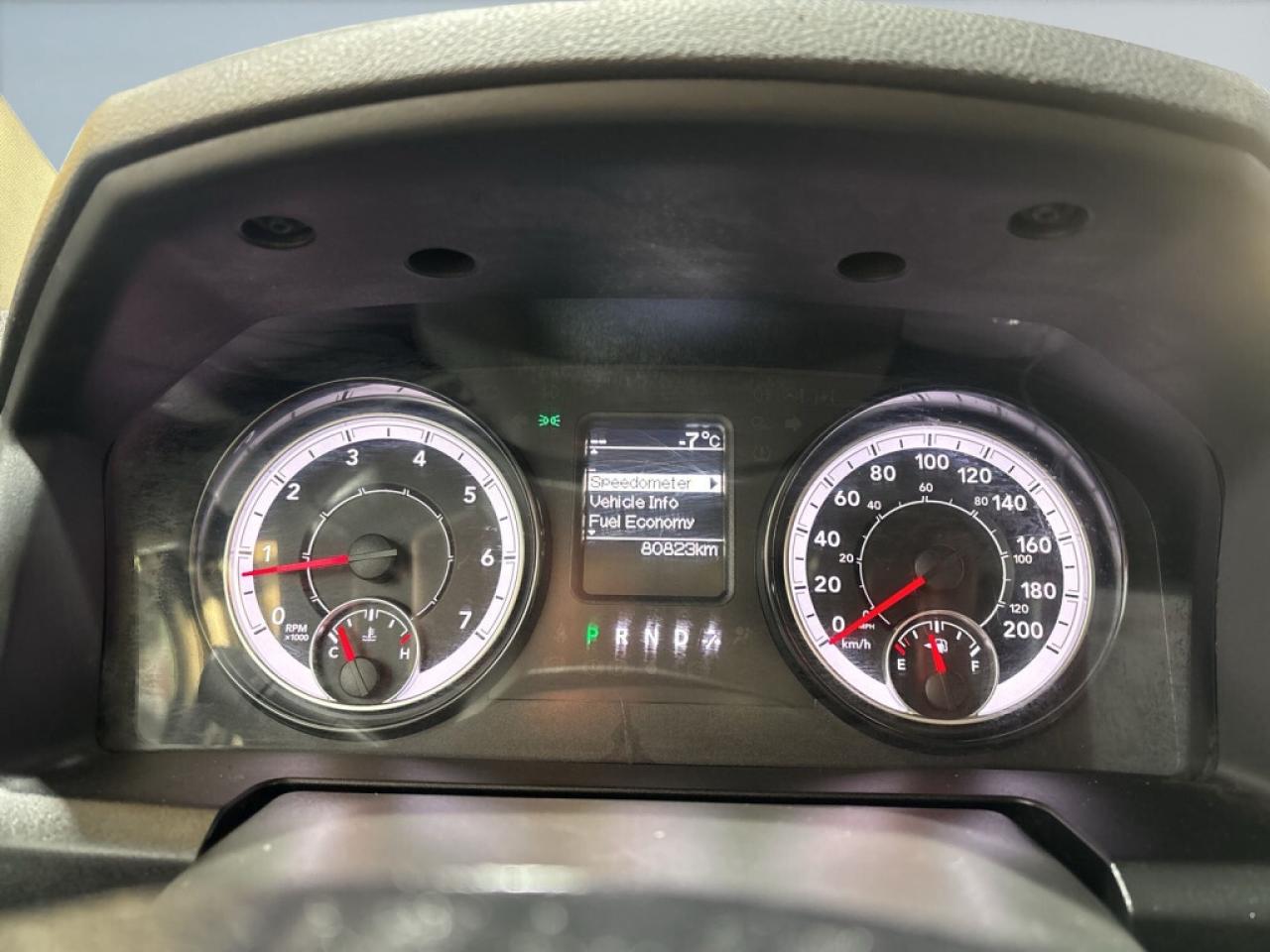 2022 RAM 1500 Classic SLT HEMI/ 57 L V8/Big Screen Android Carplay/NAVI/ Photo