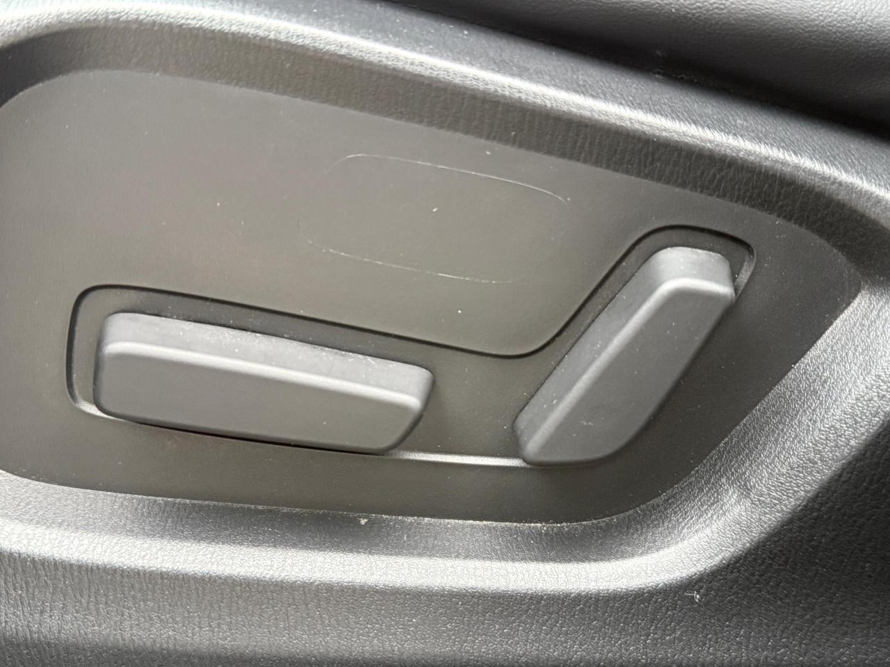 2021 Mazda CX-5 GS   HEATED FRONT SEATS   NO ACCIDENT Photo