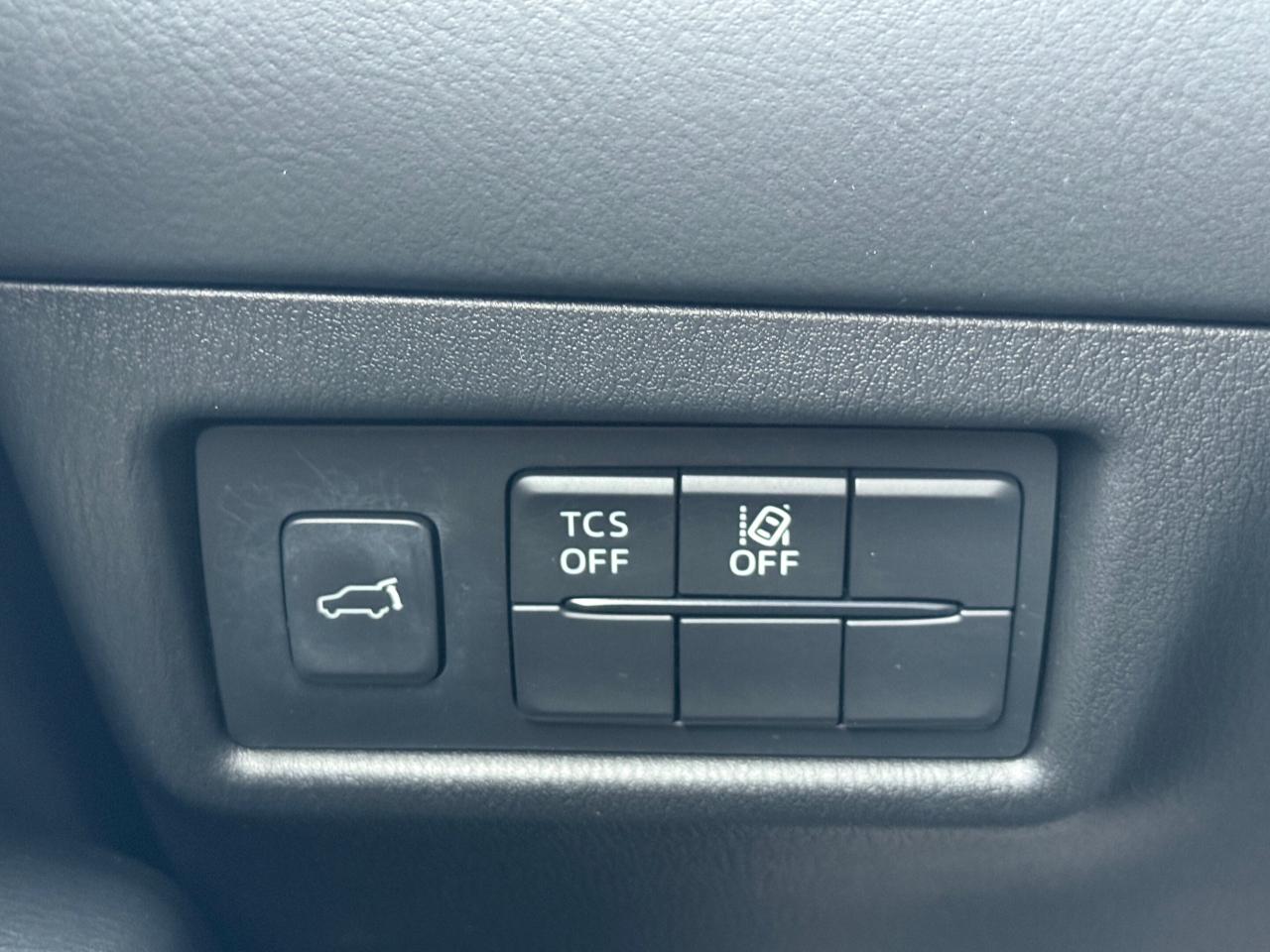 2021 Mazda CX-5 GS   HEATED FRONT SEATS   NO ACCIDENT Photo