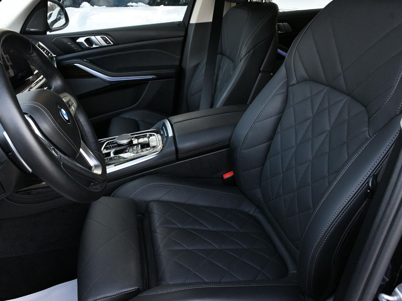 2024 BMW X7 xDrive40i Certified   NAVI   3rd Row   Pano Roof Photo