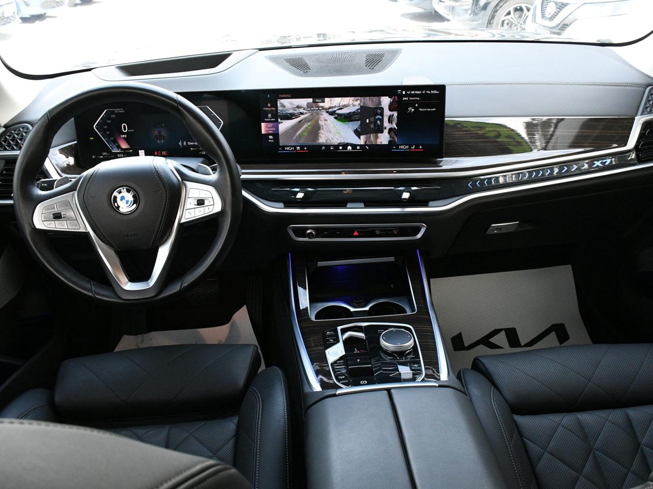 2024 BMW X7 xDrive40i Certified   NAVI   3rd Row   Pano Roof Photo