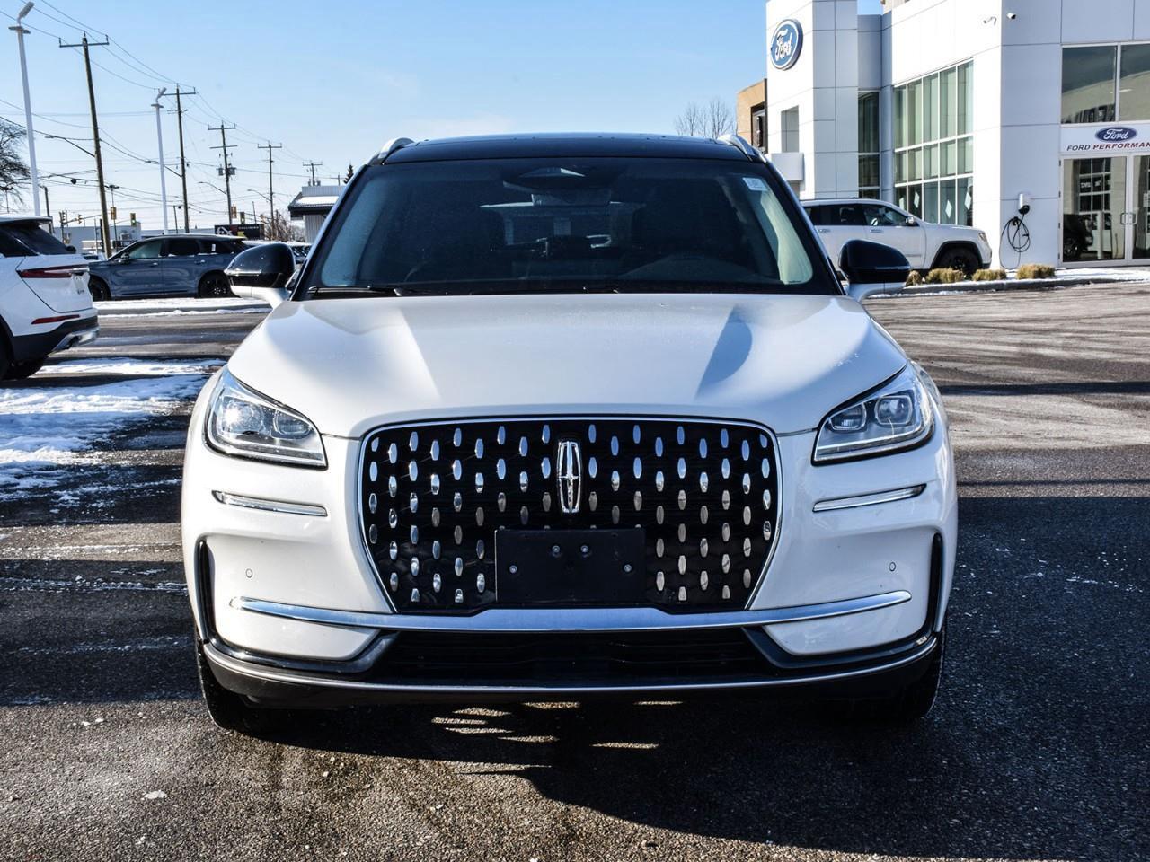 2023 Lincoln Corsair Reserve Panoramic Sunroof   Trailer Tow Pkg Photo