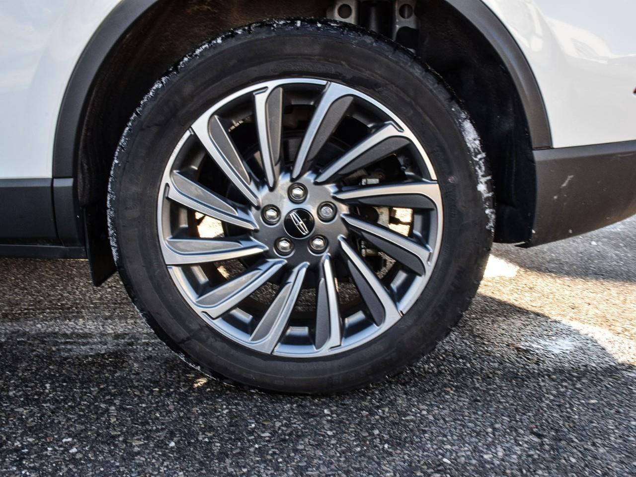 2023 Lincoln Corsair Reserve Panoramic Sunroof   Trailer Tow Pkg Photo