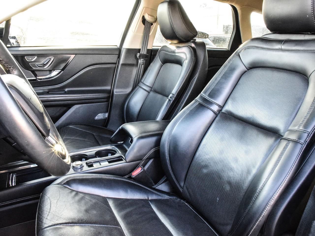 2023 Lincoln Corsair Reserve Panoramic Sunroof   Trailer Tow Pkg Photo