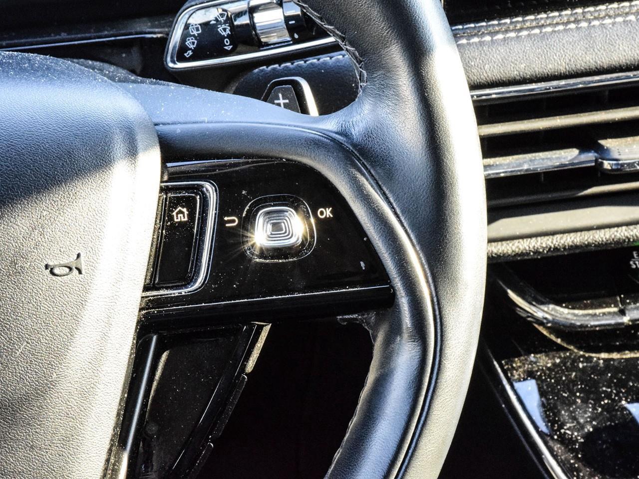 2023 Lincoln Corsair Reserve Panoramic Sunroof   Trailer Tow Pkg Photo