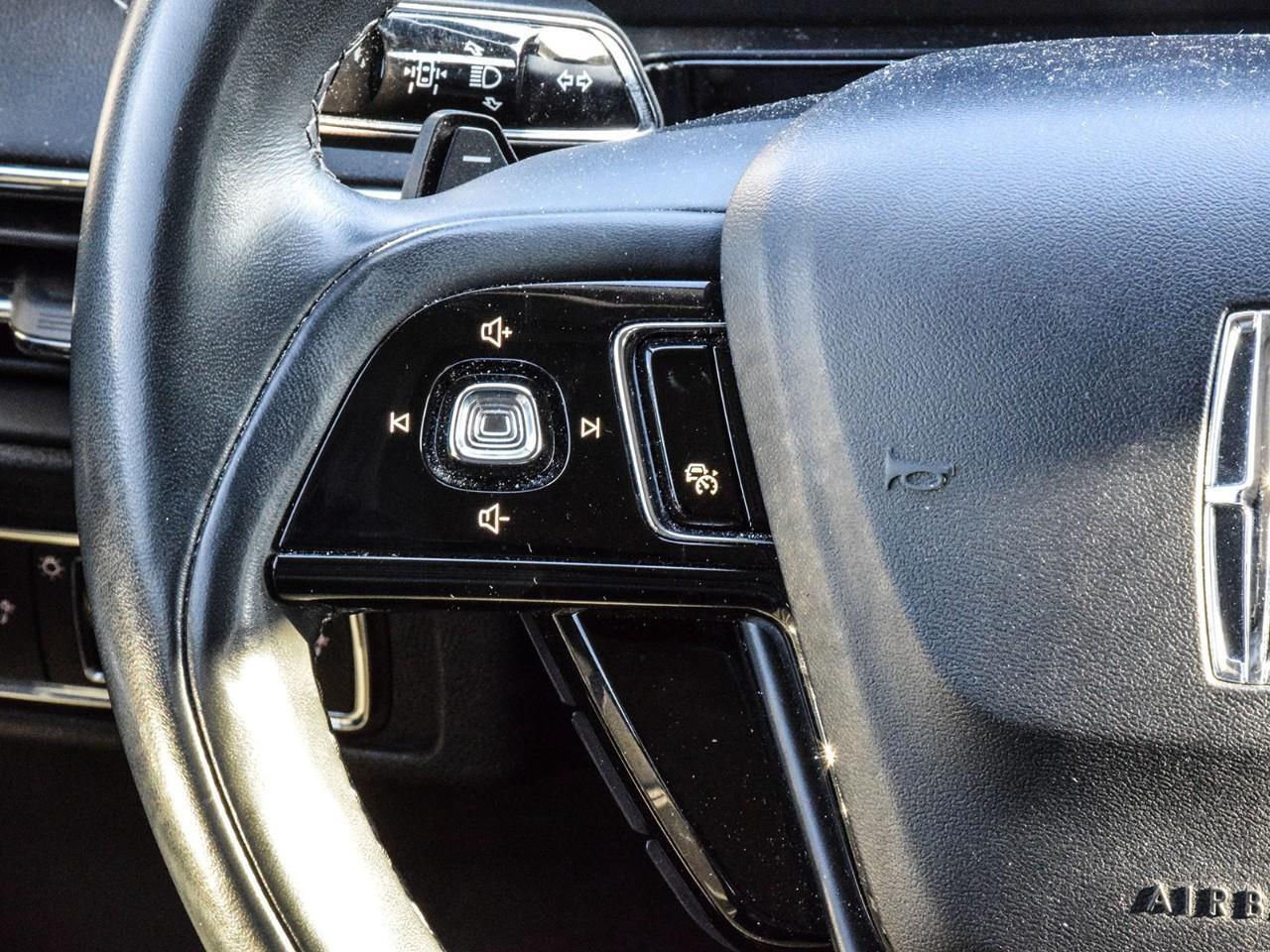 2023 Lincoln Corsair Reserve Panoramic Sunroof   Trailer Tow Pkg Photo