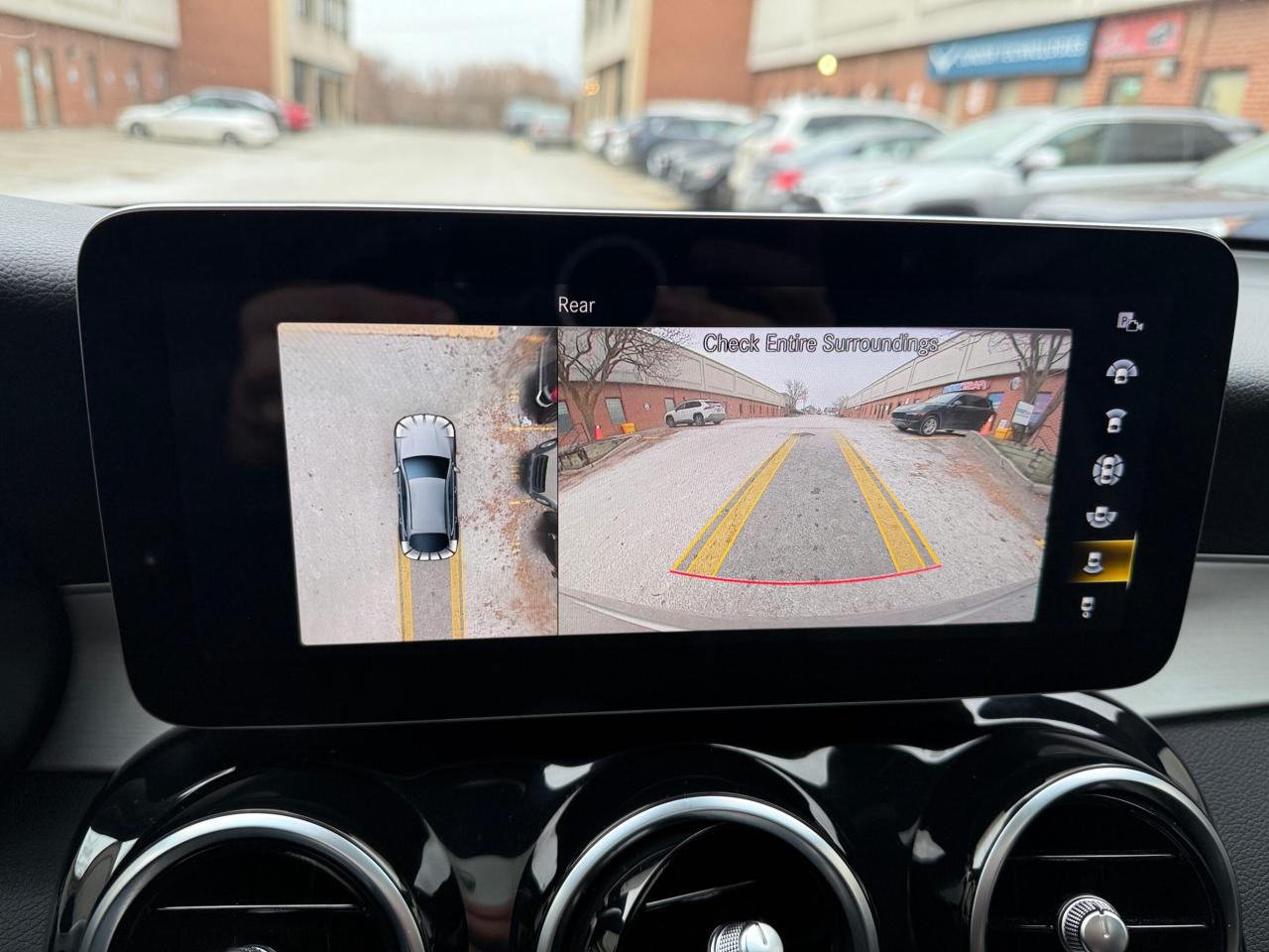 2021 Mercedes-Benz GLC-Class GLC 300 4MATIC Coupe Photo