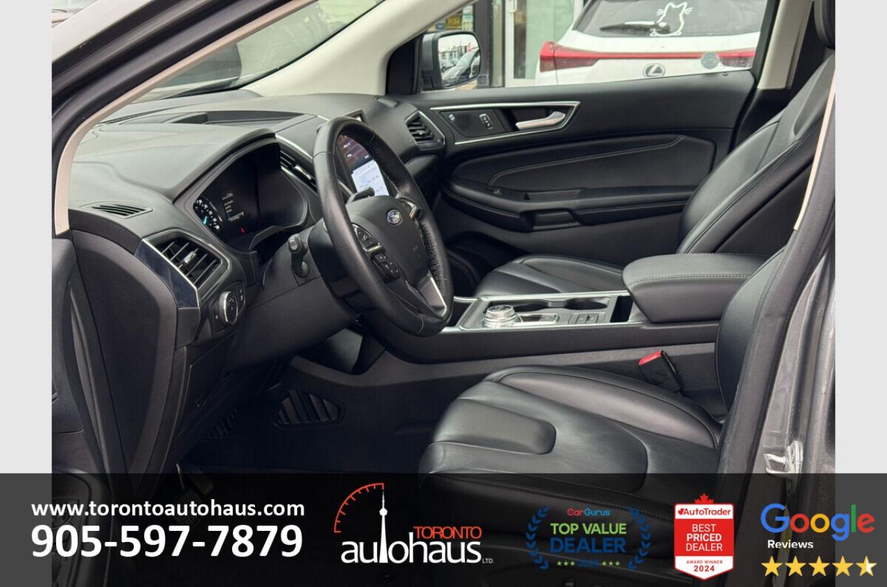 2022 Ford Edge Titanium Photo4