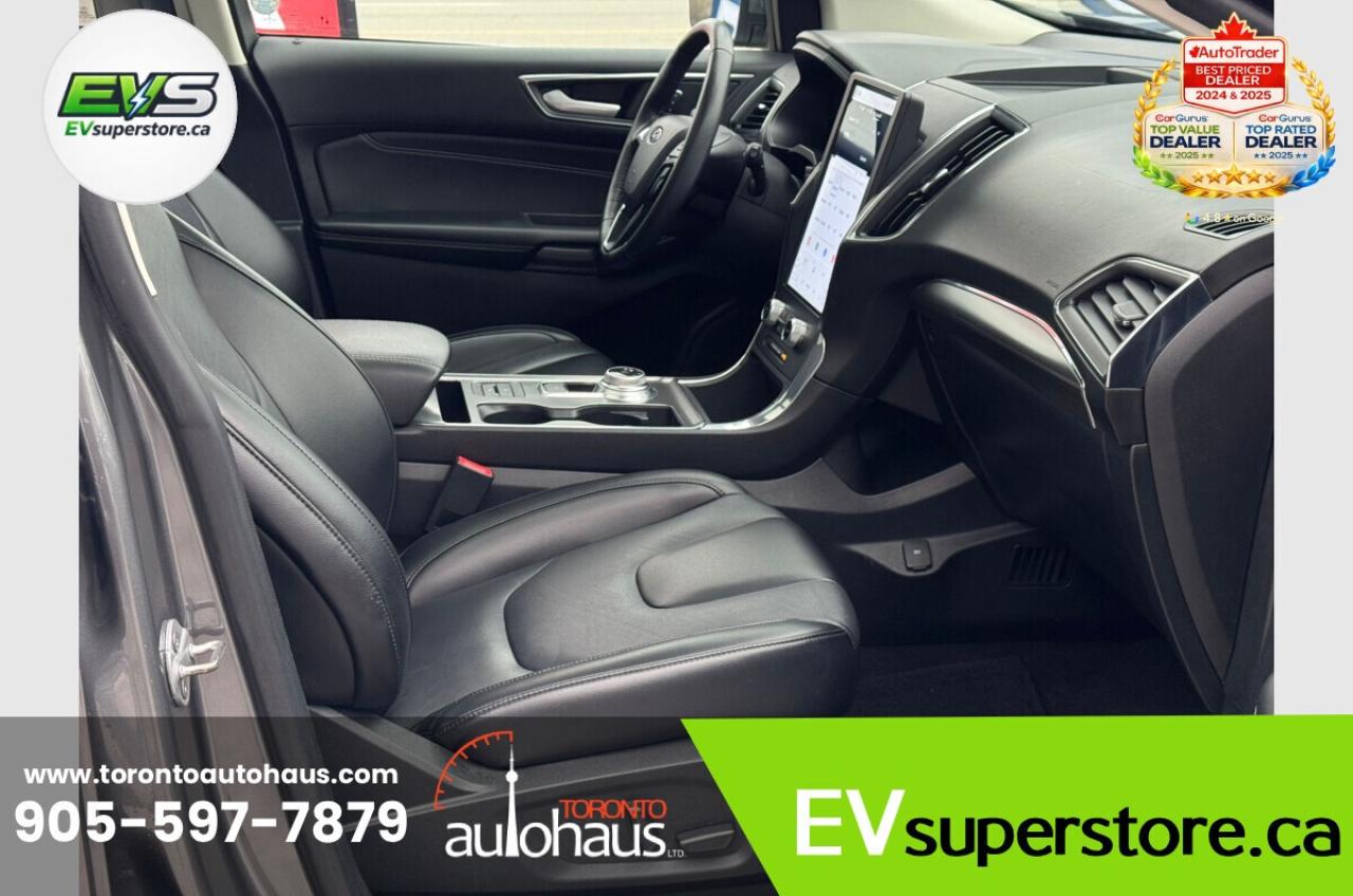 2022 Ford Edge Titanium Photo