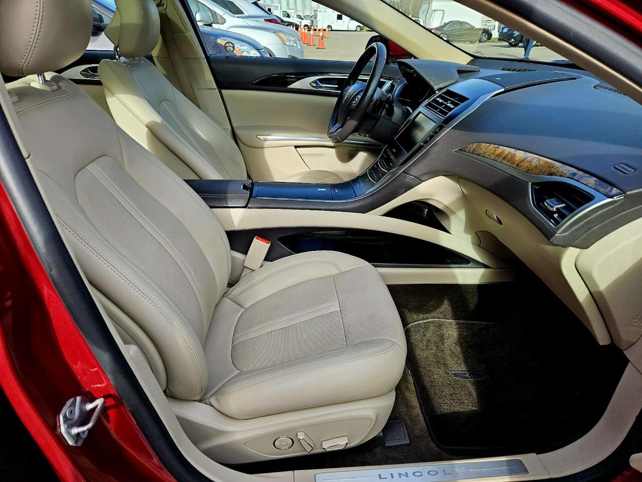 2016 Lincoln MKZ 4dr Sdn AWD One Owner/All Wheel Drive/Fully Loaded Photo