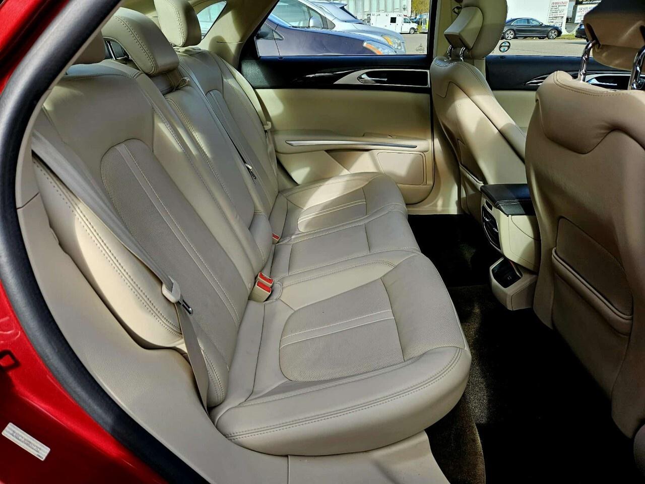 2016 Lincoln MKZ 4dr Sdn AWD One Owner/All Wheel Drive/Fully Loaded Photo