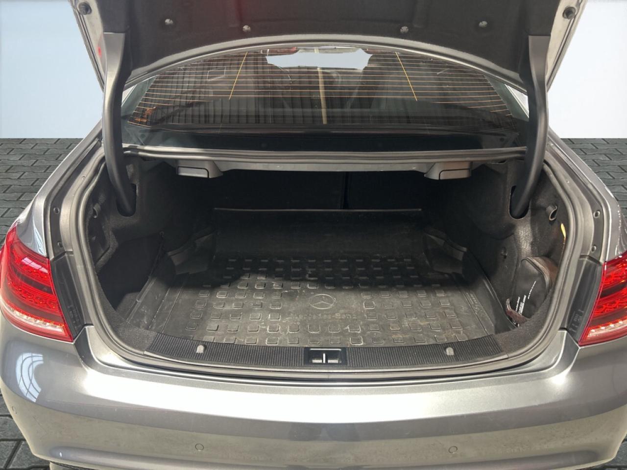 2017 Mercedes-Benz E-Class Coupe E 550  AMG PKG/Extra Clean and Well Taken Ca Photo