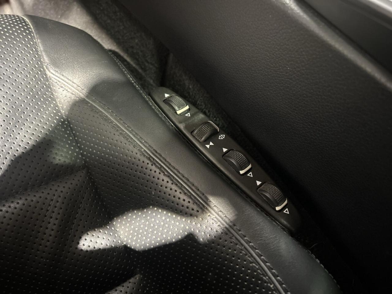 2017 Mercedes-Benz E-Class Coupe E 550  AMG PKG/Extra Clean and Well Taken Ca Photo