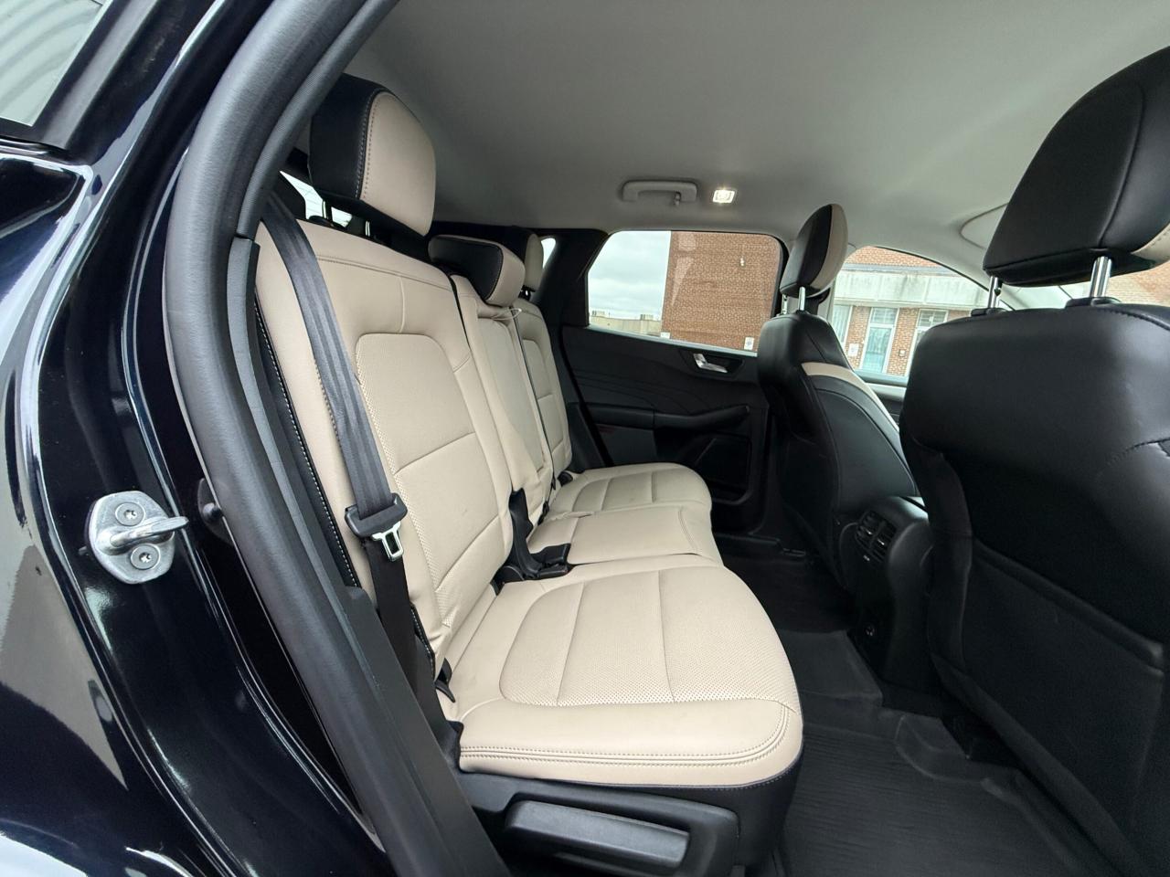 2021 Ford Escape SEL   AWD   NO ACCIDENT   HYBRID Photo