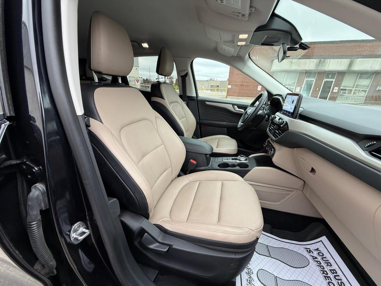 2021 Ford Escape SEL   AWD   NO ACCIDENT   HYBRID Photo