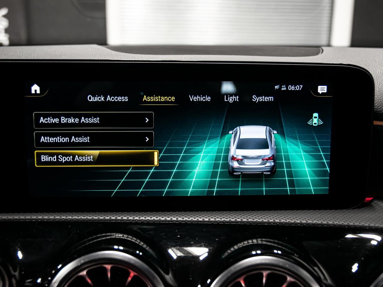 2022 Mercedes-Benz A-Class A 220 4MATIC AMG PKG REAR VIEW CAMERA PANORAMIC Photo