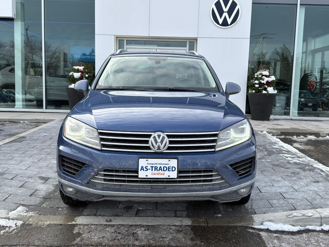 2016 Volkswagen Touareg 3.6L HighlineCERTIFIED AS-TRADED, ONE-OWNER, ACCID Photo
