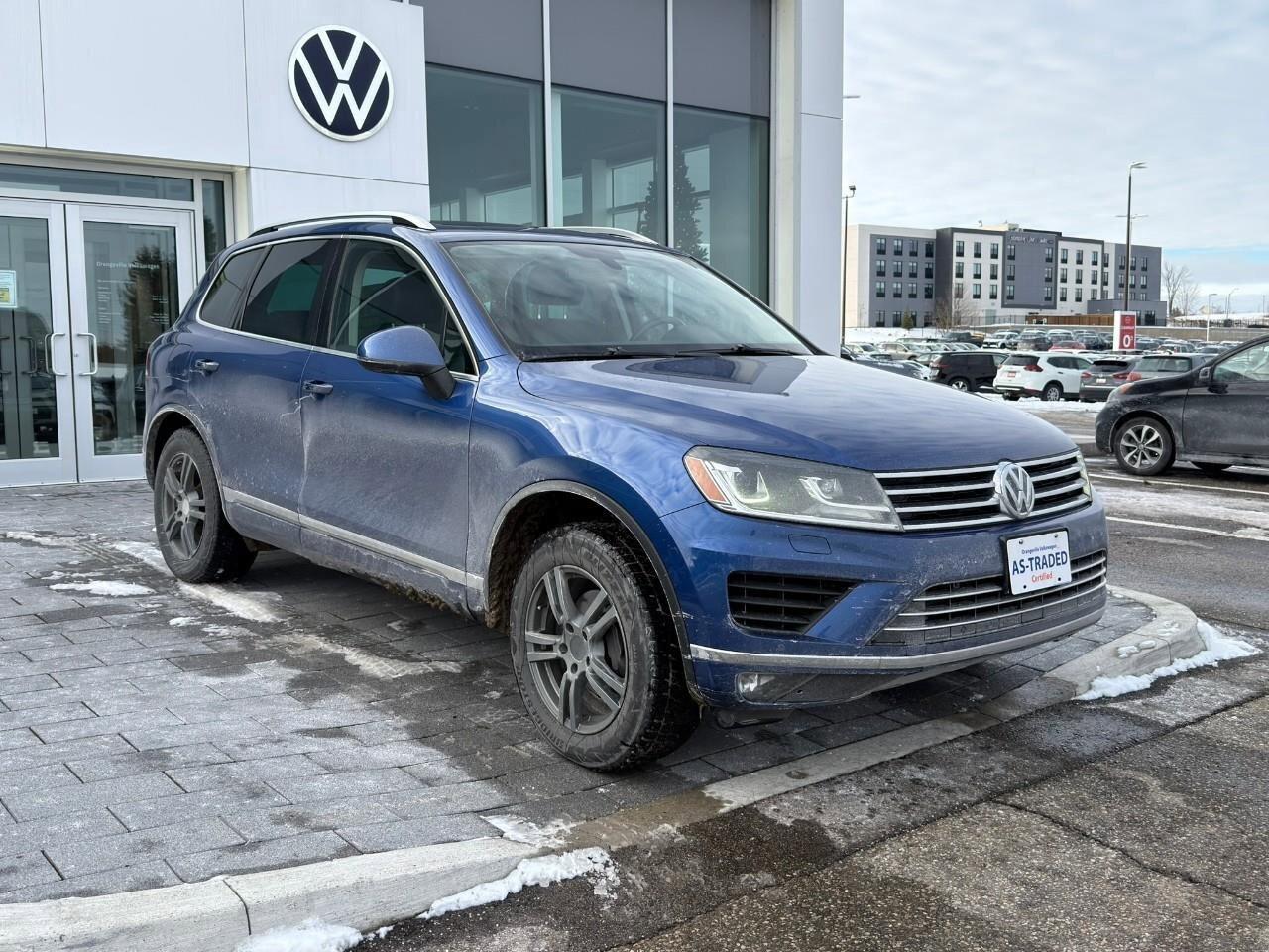 2016 Volkswagen Touareg 3.6L HighlineCERTIFIED AS-TRADED, ONE-OWNER, ACCID Photo2