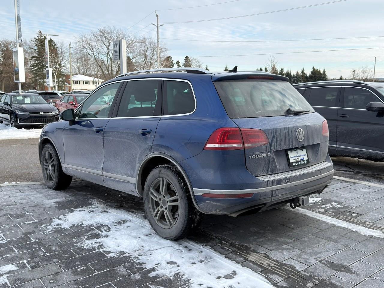 2016 Volkswagen Touareg 3.6L HighlineCERTIFIED AS-TRADED, ONE-OWNER, ACCID Photo