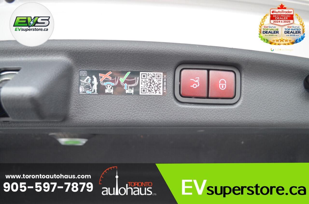 2024 Mercedes-Benz C-Class AMG C63 S E Performance Photo