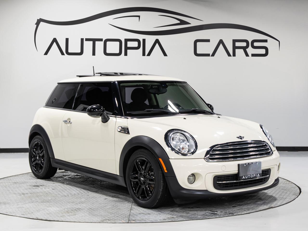 2013 MINI Cooper Hardtop COUPE AUTOMATIC LOW KM PANORAMIC SUNROOF Photo