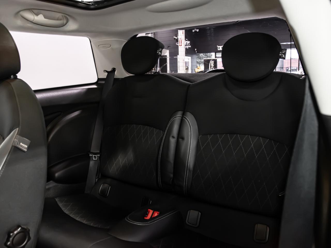 2013 MINI Cooper Hardtop COUPE AUTOMATIC LOW KM PANORAMIC SUNROOF Photo