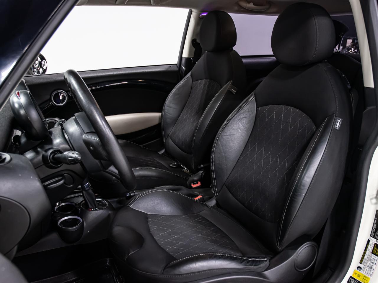 2013 MINI Cooper Hardtop COUPE AUTOMATIC LOW KM PANORAMIC SUNROOF Photo