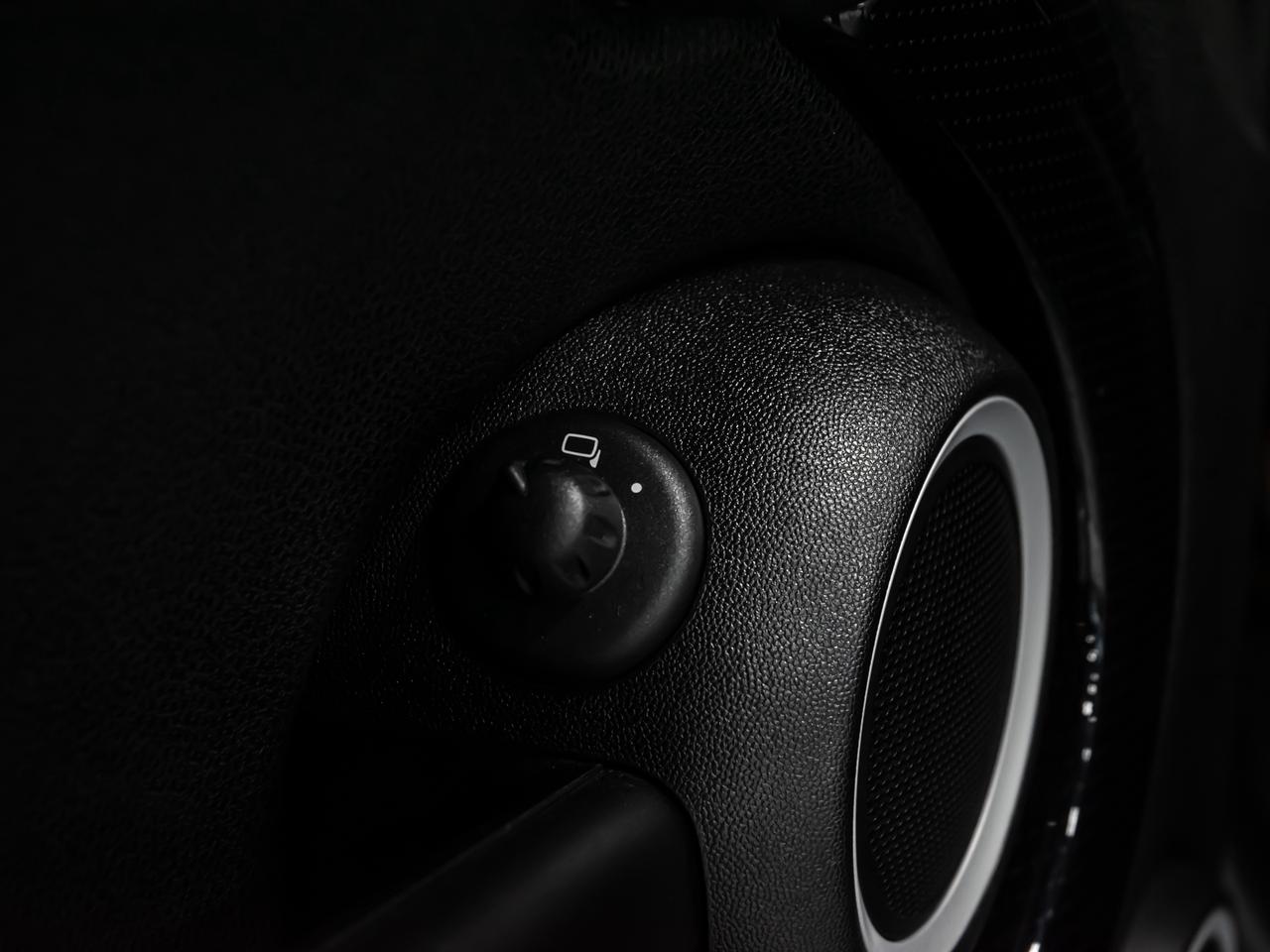 2013 MINI Cooper Hardtop COUPE AUTOMATIC LOW KM PANORAMIC SUNROOF Photo