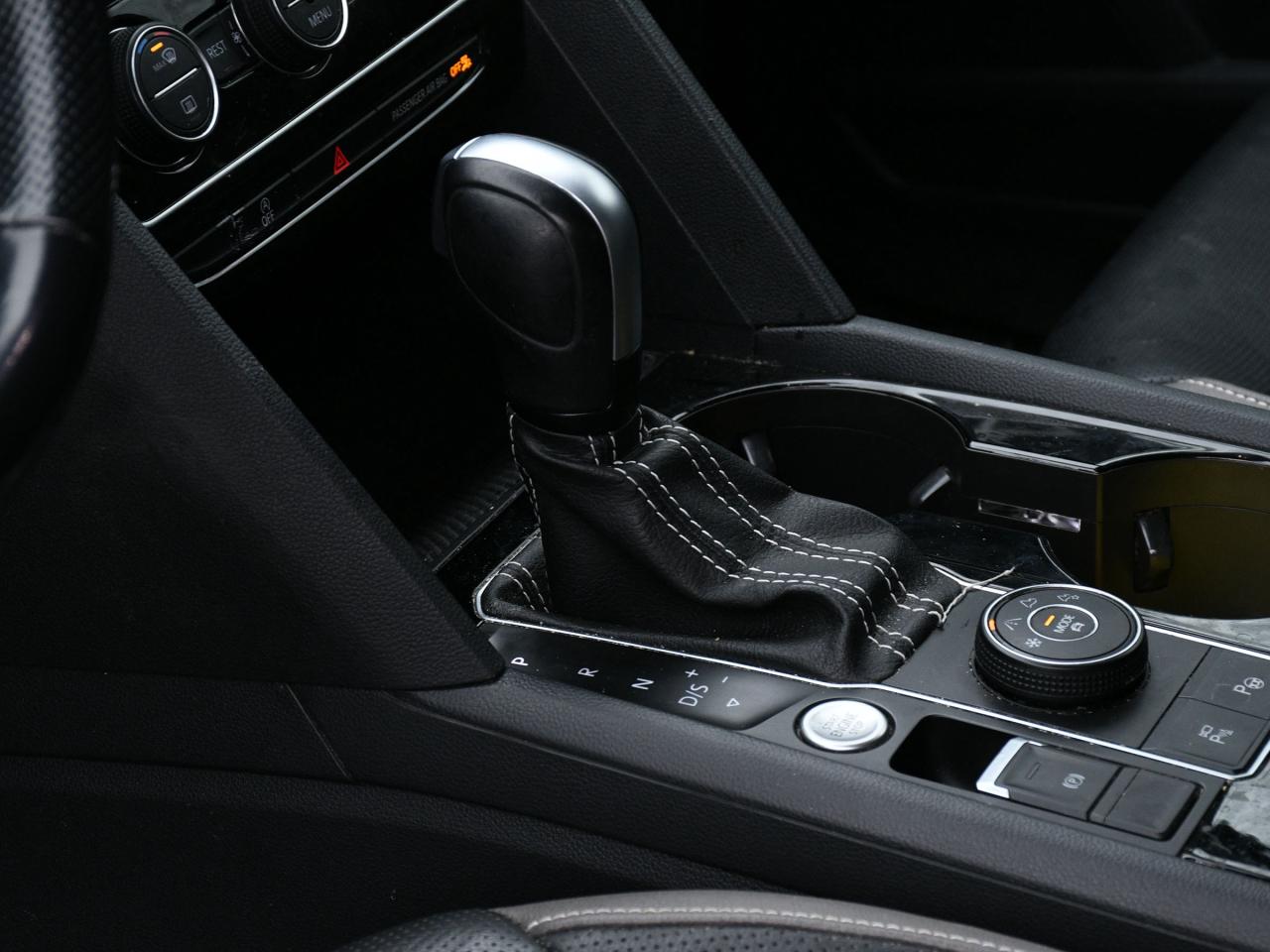 2022 Volkswagen Atlas Execline Certified   NAVI   Backup Camera   3rd Ro Photo