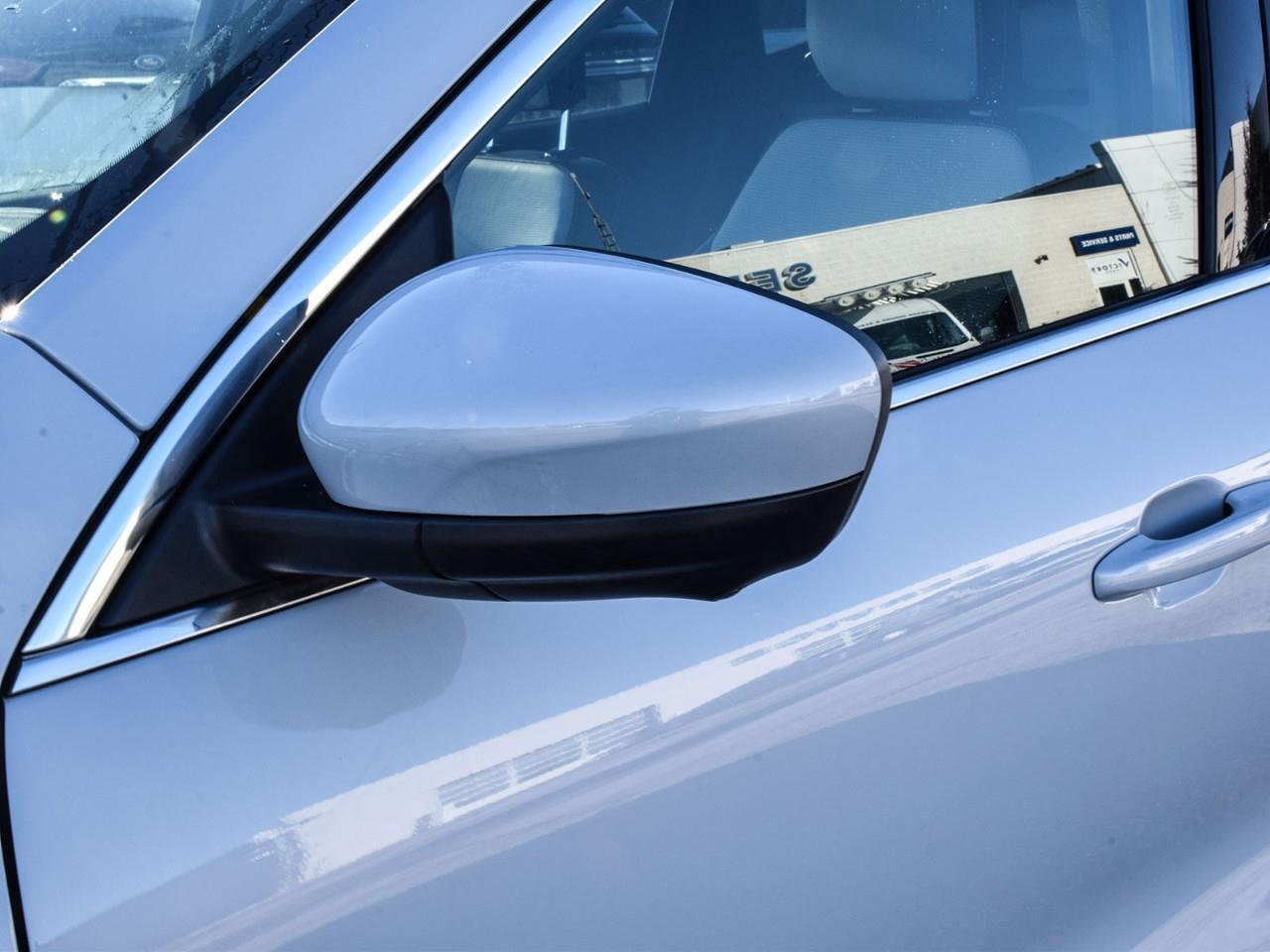 2025 Ford Escape PHEV Panoramic Sunroof   PHEV Premium Package Photo