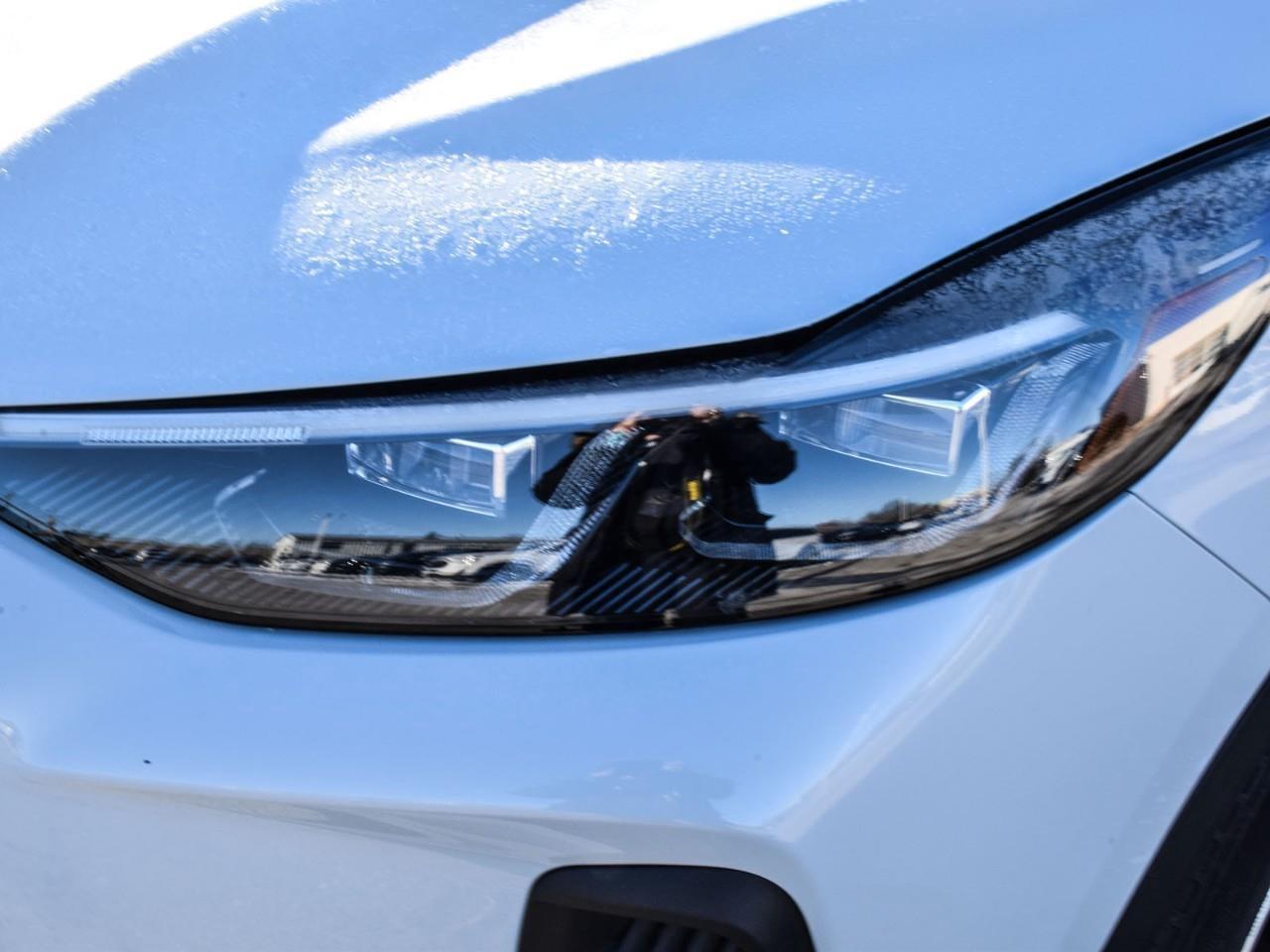 2025 Ford Escape PHEV Panoramic Sunroof   PHEV Premium Package Photo