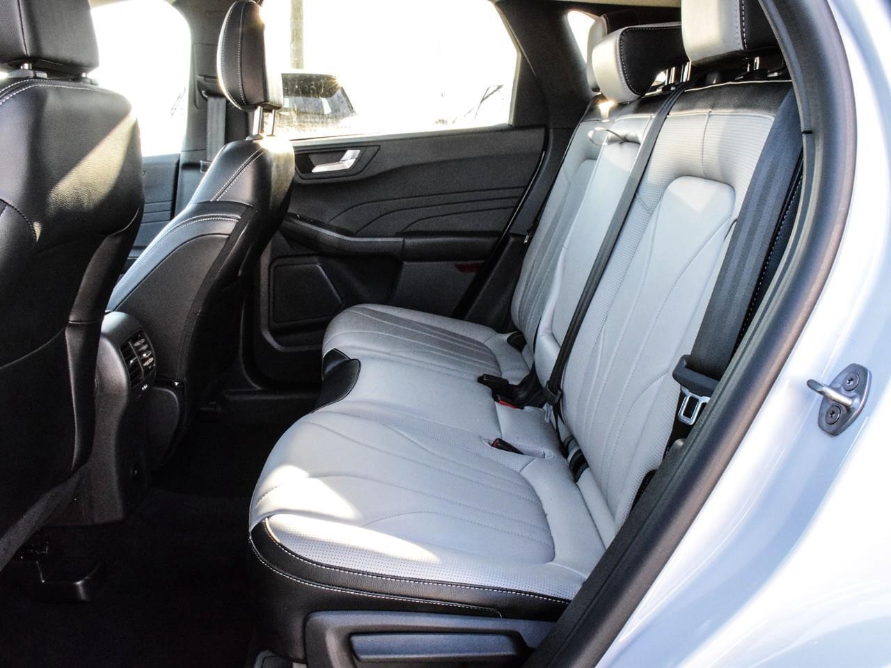 2025 Ford Escape PHEV Panoramic Sunroof   PHEV Premium Package Photo