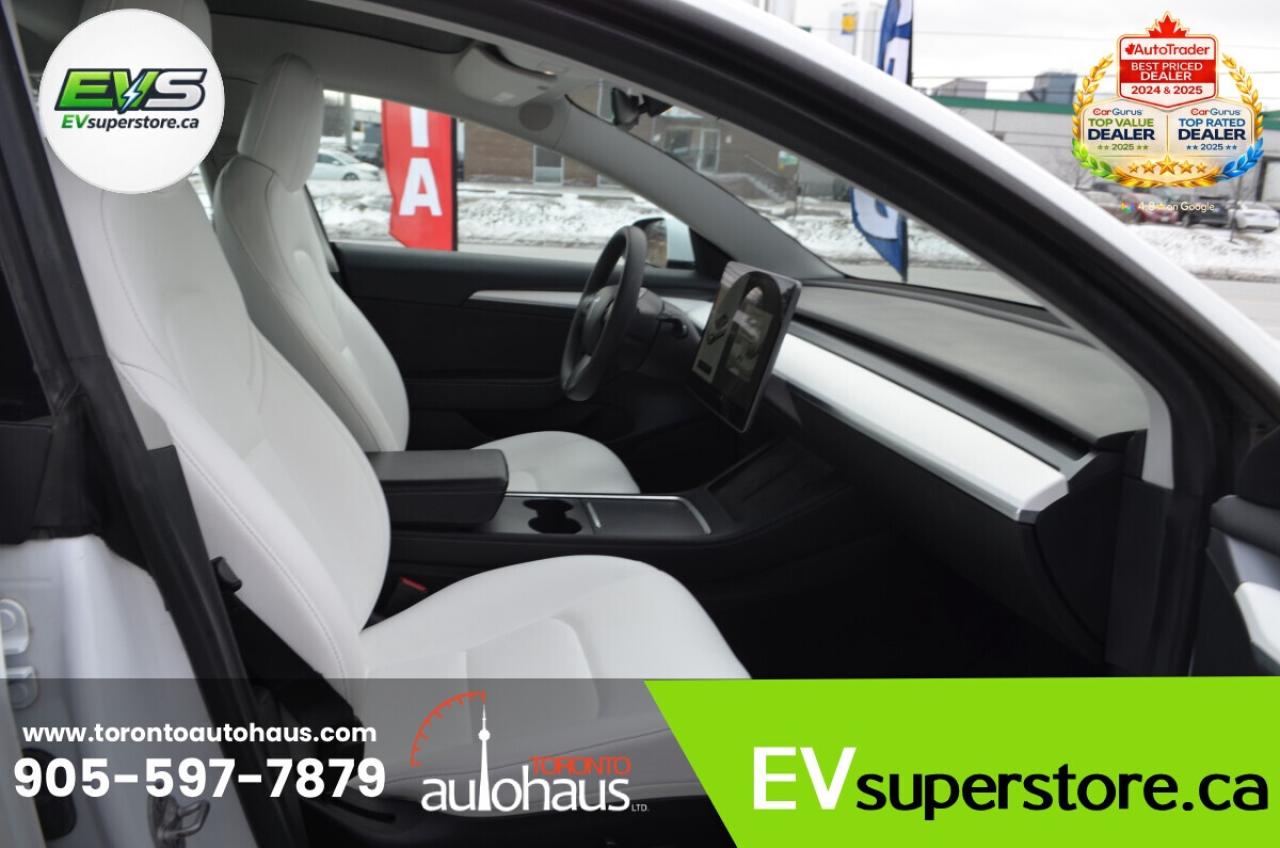 2021 Tesla Model 3 WHITE INTERIOR I OVER 100 TESLAS AT EVSUPERSTORE.C Photo