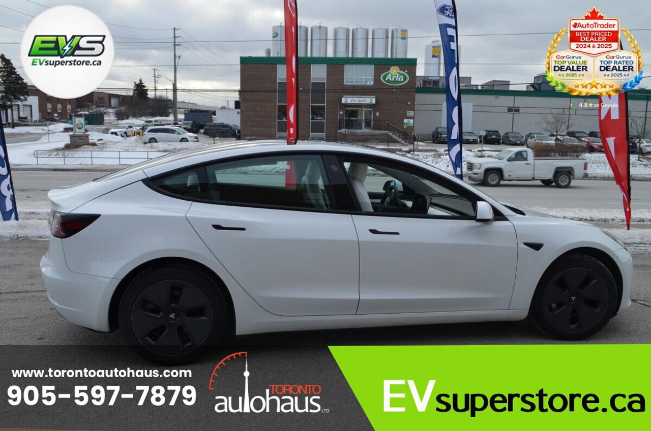 2021 Tesla Model 3 WHITE INTERIOR I OVER 100 TESLAS AT EVSUPERSTORE.C Photo