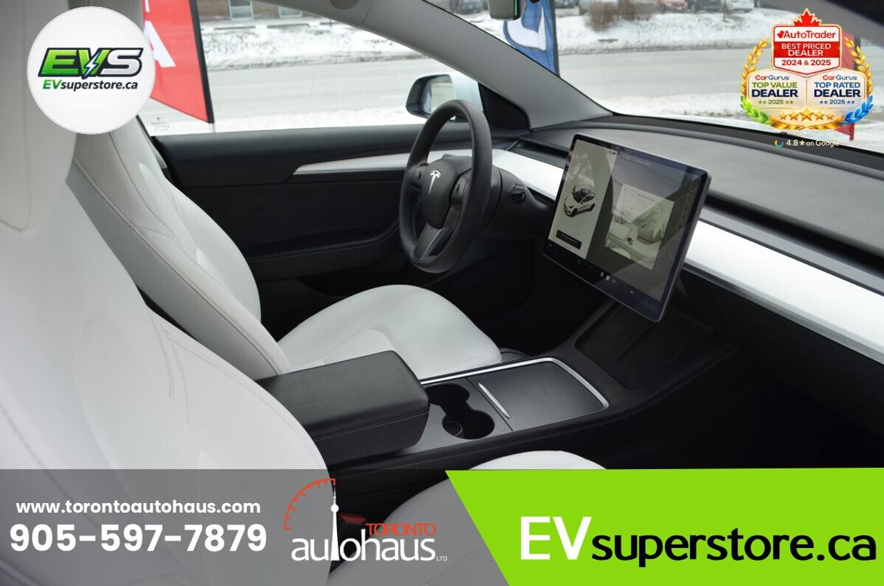 2021 Tesla Model 3 WHITE INTERIOR I OVER 100 TESLAS AT EVSUPERSTORE.C Photo