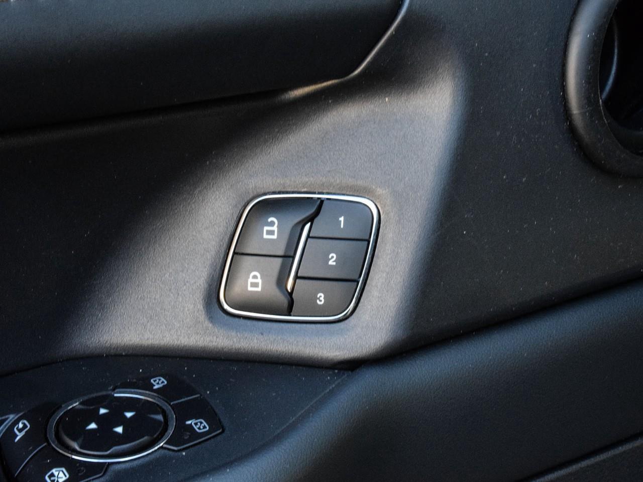 2022 Ford Expedition Platinum Panoramic Sunroof   Heavy Duty Trailer To Photo